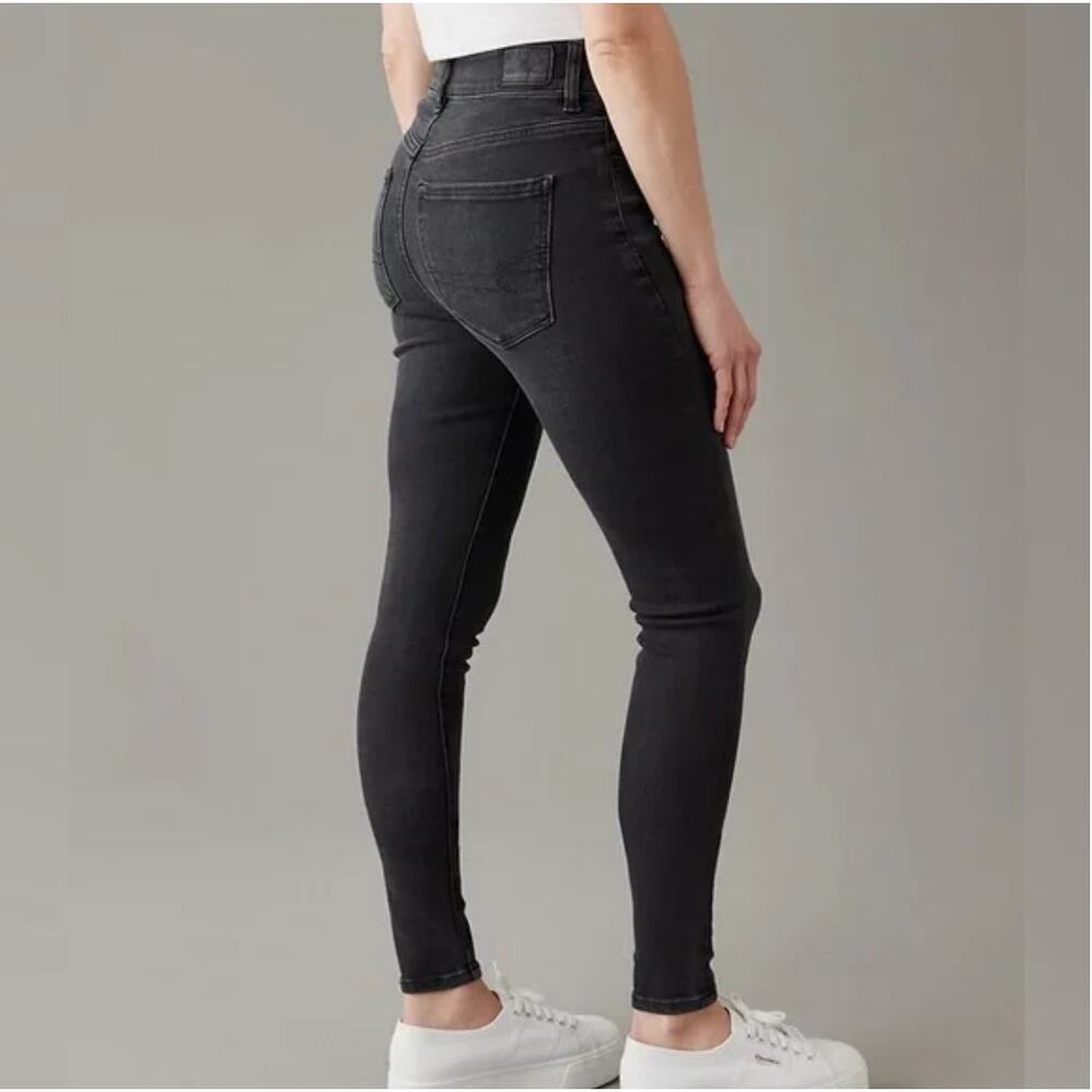 American Eagle Black Distressed Stretch Hi-Rise Jegging Women's Size 2